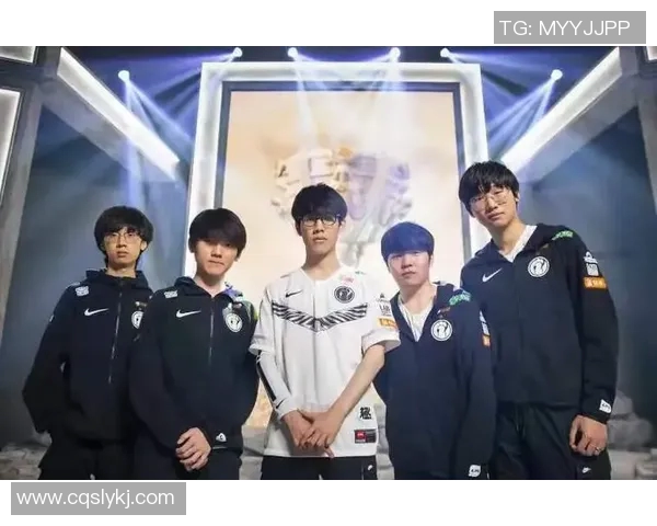 洲际赛分析IG战队在S15LOL中的团队协作表现与战术配合