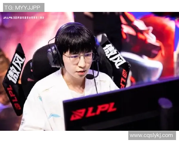 赛后分析FPX与BLG在S15电竞比赛中的耐力对决及比分回顾